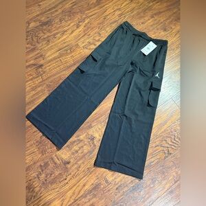 NWT Jordan girls size L athletic cargo pants